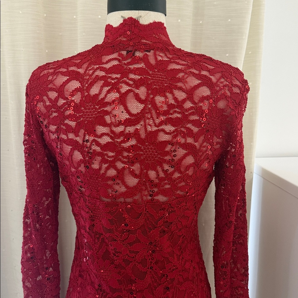 Marina Red Lace Sequin Dress size 8 -NWT - Picture 8 of 17